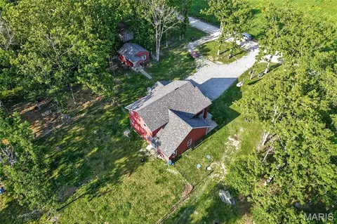 Exterior - 12807 School Dr, Roby, MO 65557 photo 3 of 12