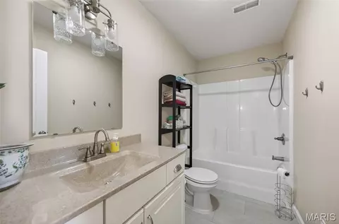 Bath - 12807 School Dr, Roby, MO 65557 photo 6 of 6
