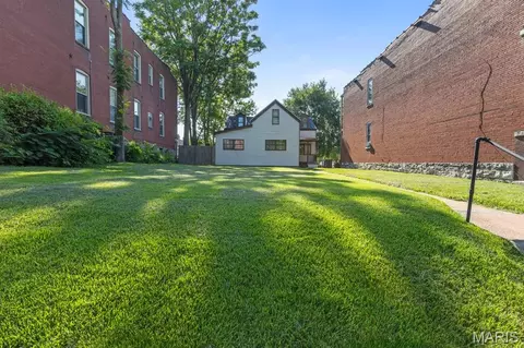 Exterior - 4342 S Compton Ave, Saint Louis, MO 63111 photo 2 of 2
