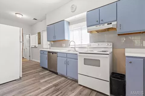 Kitchen - 4342 S Compton Ave, Saint Louis, MO 63111 photo 1 of 1