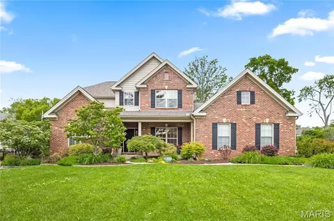 651 Ashmont Dr, Olivette, MO 63132