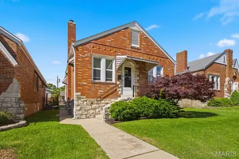 6329 Potomac St, Saint Louis, MO 63139