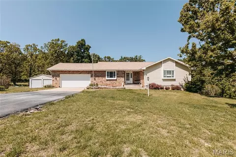 26225 Rambling Ln, Richland, MO 65556