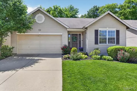 542 Springhurst Pkwy, O'fallon, MO 63368