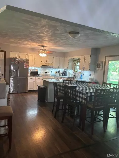 Kitchen - 270 Eldondale Dr, Hecker, IL 62248 photo 1 of 2