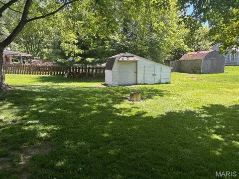 Exterior - 270 Eldondale Dr, Hecker, IL 62248 photo 2 of 2