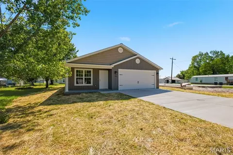 Other - 256 Walnut St, Hawk Point, MO 63349 photo 1 of 6