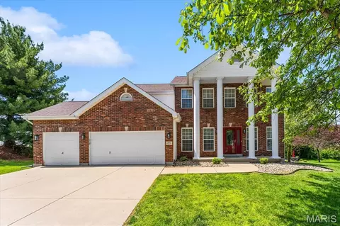 1401 Double Eagle Cir, Belleville, IL 62220