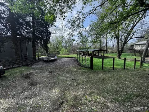 Exterior - 7220 7218 Twin River Rd, Eureka, MO 63025 photo 3 of 23