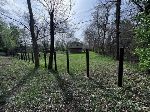 Exterior - 7220 7218 Twin River Rd, Eureka, MO 63025 photo 6 of 23