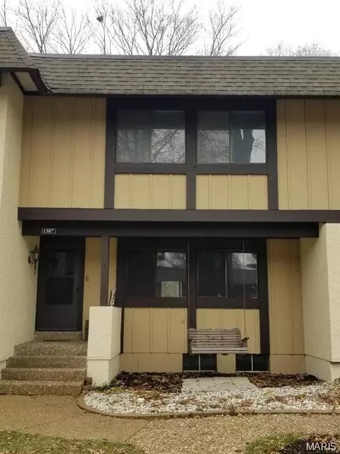 1387 Hampton Rd #C, Saint Charles, MO 63303