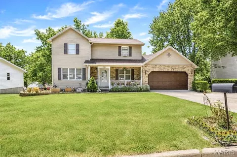 1002 Pheasant Hill Dr, Rolla, MO 65401