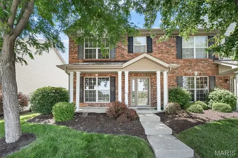 1109 Ridgeway Dr, Lake Saint Louis, MO 63367