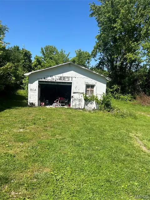Exterior - 1461 Elmont Rd, Sullivan, MO 63080 photo 3 of 4