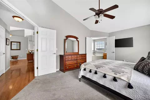Bedroom - 1214 Sunny Ridge Dr, O'fallon, MO 63366 photo 4 of 6