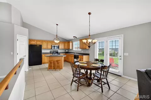 Other - 1214 Sunny Ridge Dr, O'fallon, MO 63366 photo 4 of 9