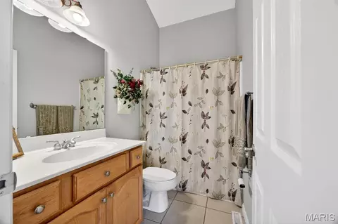 Bath - 1214 Sunny Ridge Dr, O'fallon, MO 63366 photo 1 of 5