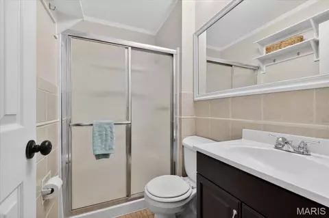 Bath - 1339 Virginia Dr, Ellisville, MO 63011 photo 2 of 4