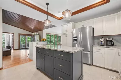 Kitchen - 4124 Alt Rd, Eureka, MO 63025 photo 2 of 5