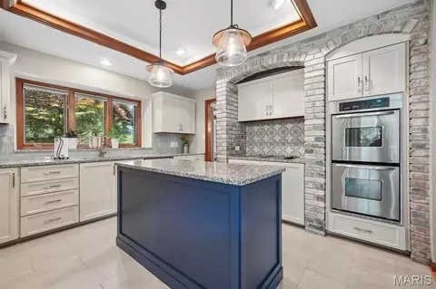 Kitchen - 4124 Alt Rd, Eureka, MO 63025 photo 5 of 5
