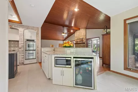 Kitchen - 4124 Alt Rd, Eureka, MO 63025 photo 1 of 5