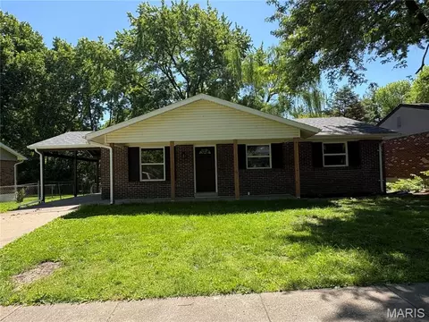 2156 Northern Limits Dr, Unincorporated, MO 63031