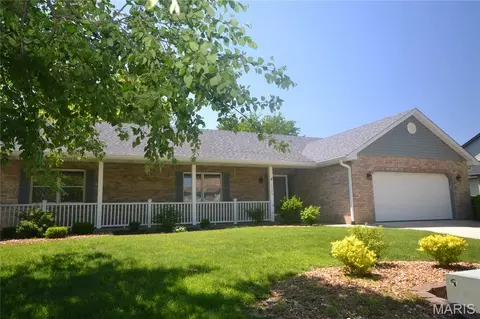 3728 Rhetts Lndg, Shiloh, IL 62221
