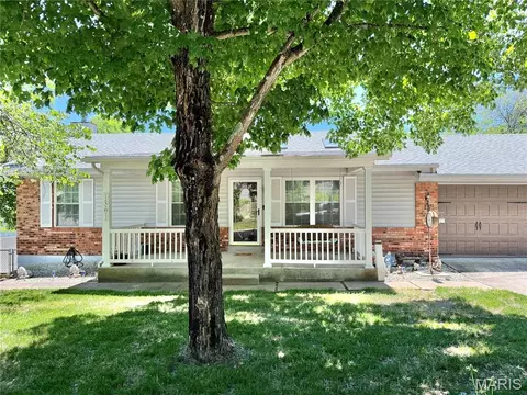 1501 Coachlite Dr, De Soto, MO 63020