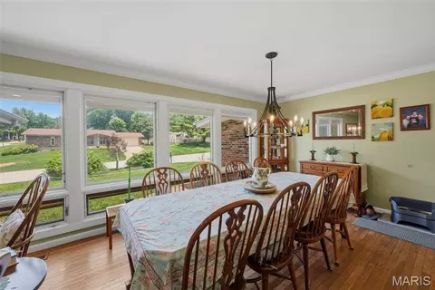 409 Mayfair Dr, Ballwin, MO 63011 photo 10