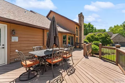 Exterior - 9 Calypso Ct, Belleville, IL 62221 photo 7 of 18