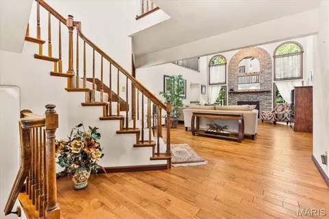 Entry Way - 9 Calypso Ct, Belleville, IL 62221 photo 2 of 7