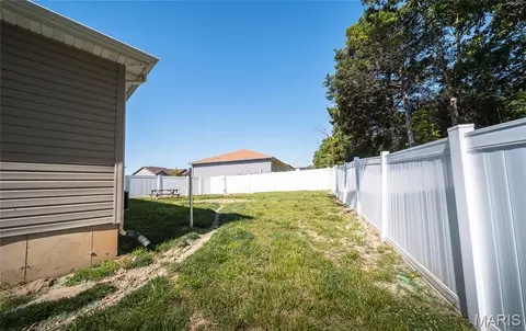 Exterior - 12355 Weatherby Ct, Rolla, MO 65401 photo 8 of 13