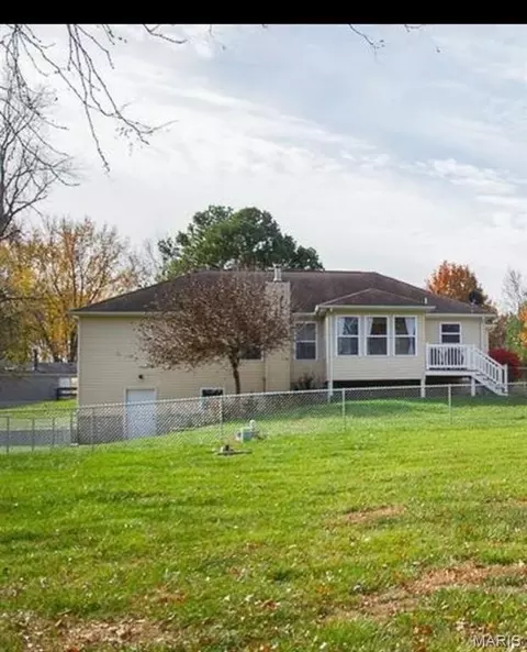 80 Millwood Dr, Silex, MO 63377