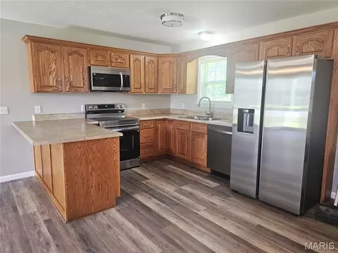 Kitchen - 1603 E Stoddard St, Dexter, MO 63841 photo 1 of 2