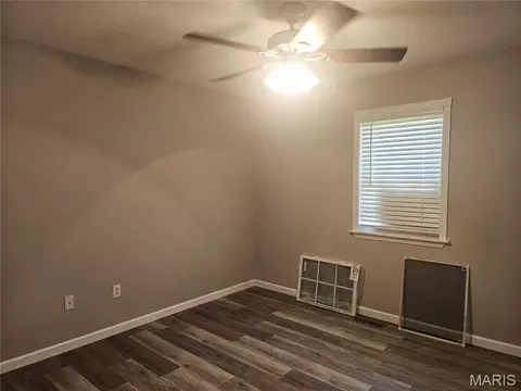 Bedroom - 1603 E Stoddard St, Dexter, MO 63841 photo 1 of 4