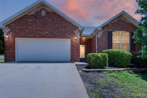 115 Birchtree Ct, Saint Robert, MO 65584