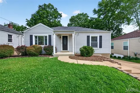 6009 Staely Ave, Saint Louis, MO 63123