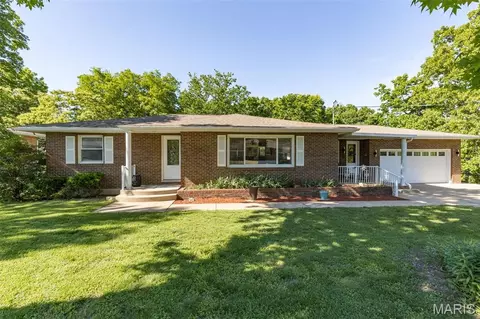 11771 Kingston Dr, Festus, MO 63028