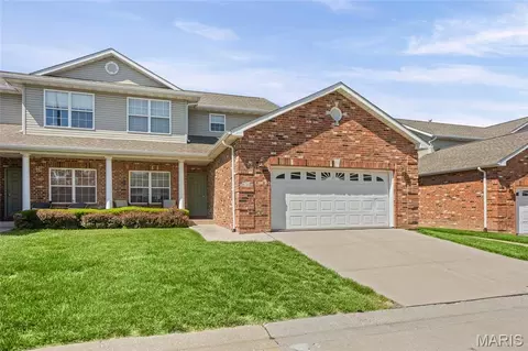 630 Titan Dr, O'fallon, IL 62269