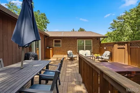 Exterior - 112 Willow Dr, Eureka, MO 63025 photo 11 of 12