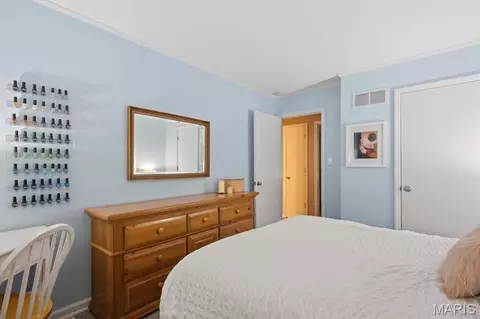 Bedroom - 112 Willow Dr, Eureka, MO 63025 photo 3 of 6