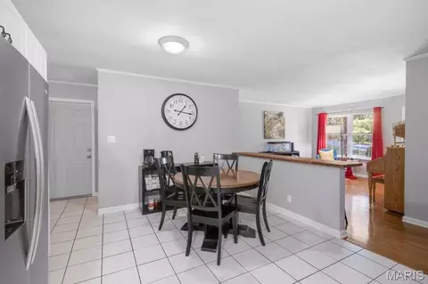 Dining - 112 Willow Dr, Eureka, MO 63025 photo 2 of 3