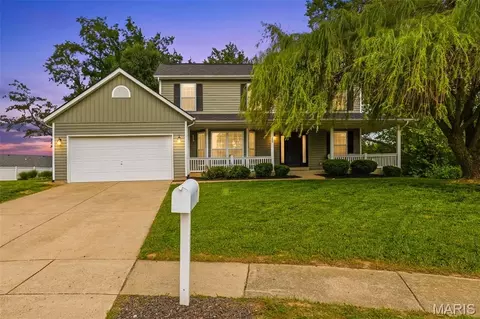 2629 Kory Dr, Columbia, IL 62236