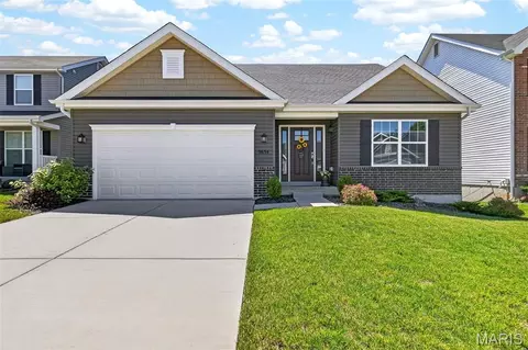 5634 Sun Bear Dr, House Springs, MO 63051