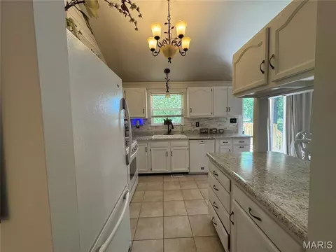 Kitchen - 1018 Sara Jane Ln, Saint Clair, MO 63077 photo 1 of 3