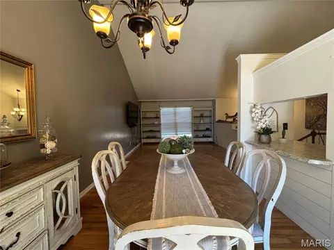 Dining - 1018 Sara Jane Ln, Saint Clair, MO 63077 photo 2 of 2