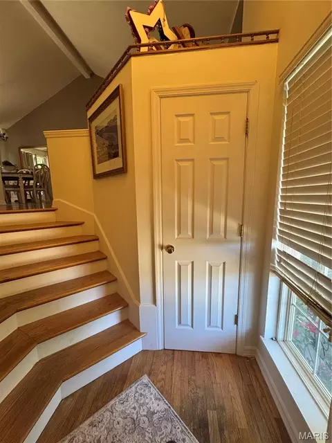 Entry Way - 1018 Sara Jane Ln, Saint Clair, MO 63077 photo 1 of 4