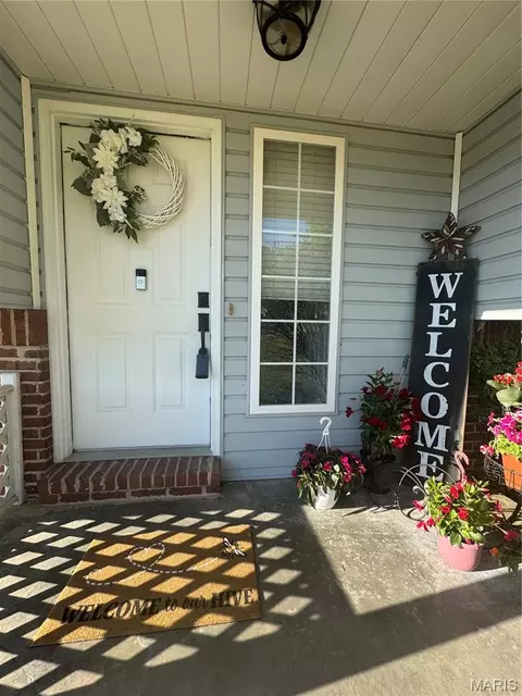 Exterior - 1018 Sara Jane Ln, Saint Clair, MO 63077 photo 3 of 8