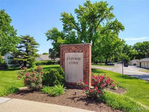 118 Conway Cove Dr, Chesterfield, MO 63017