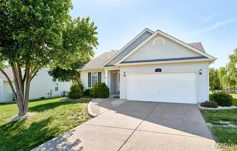 412 Fuller Dr, Wentzville, MO 63385